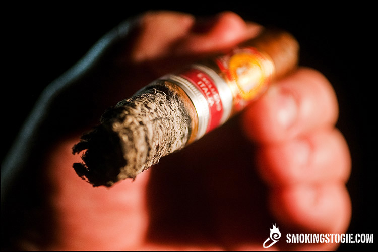 El Rey del Mundo Especiales (ER Italia) 2.png El Rey del Mundo Especiales (ER Italia) 2.png