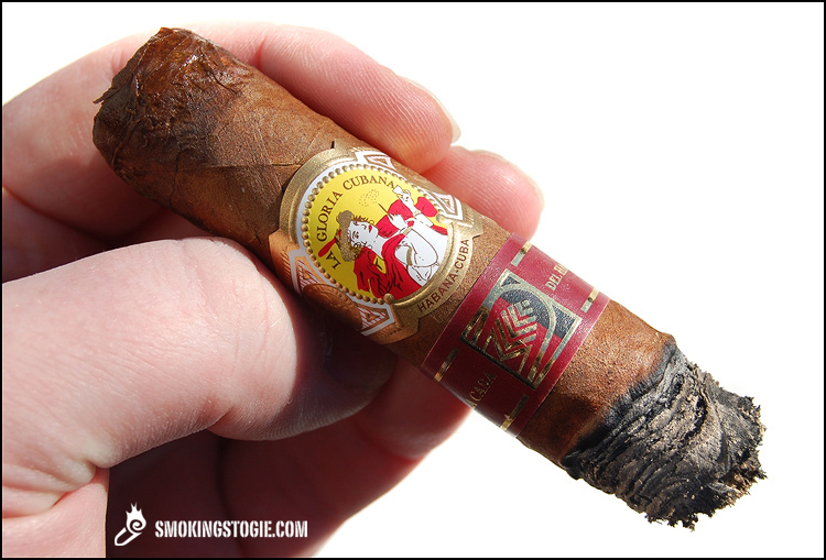 La Gloria Cubana LCDH Inmensos 7.png La Gloria Cubana LCDH Inmensos 7.png