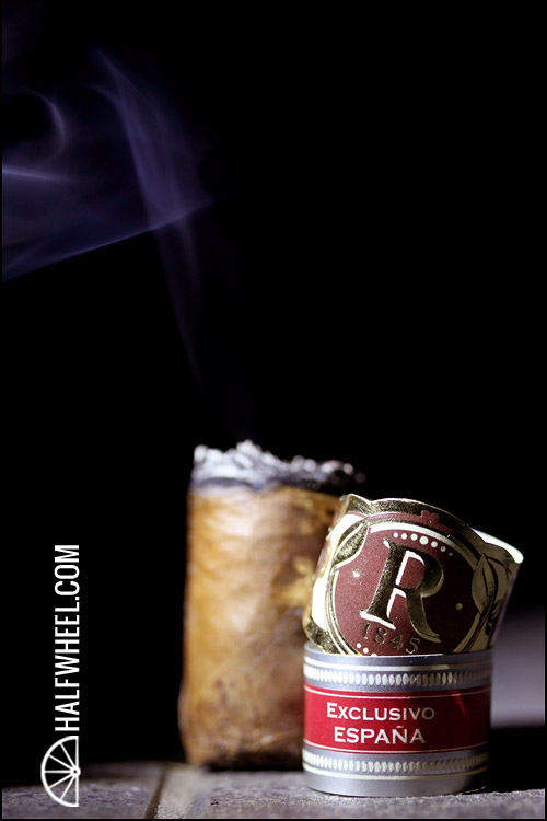 Vegas Robaina Maestros Edicion Regional Espana (2007) 4.jpg Vegas Robaina Maestros Edicion 西班牙地区 2007 4