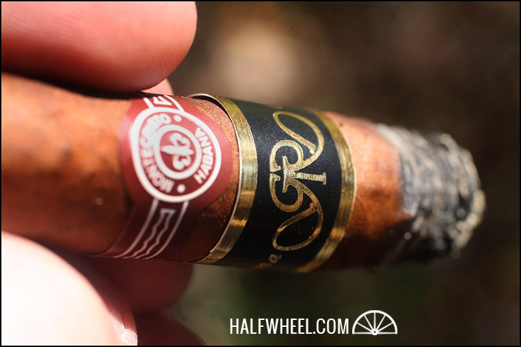 Montecristo Gran Reserva No.2 Cosecha 2005 3.jpg Montecristo Gran Reserva No.2 Cosecha 2005 3.jpg