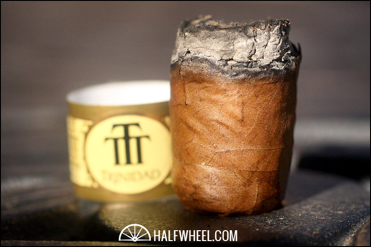 特立尼达 Robusto T 4.jpg 特立尼达 Robusto T 4