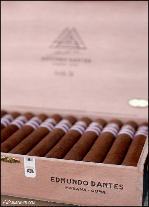 Edmundo Dantes Conde 54 Edición Regional Mexico (2011) Box 2.jpg Edmundo Dantes Conde 54 Edición Regional Mexico 2011 Box 2