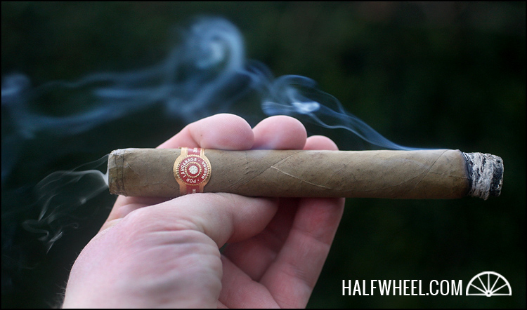 Por Larrañaga Dunhill Selection Suprema No. 31 2.jpg Por Larrañaga Dunhill Selection Suprema No 31 2