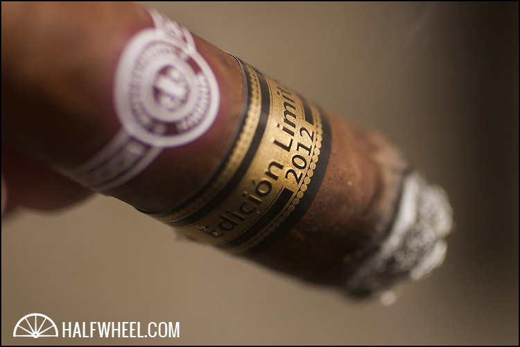 Montecristo 520 Edición Limitada 2012 3.jpg Montecristo 520 Edición Limitada 2012 3