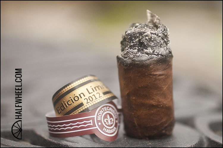 Montecristo 520 Edición Limitada 2012 4.jpg Montecristo 520 Edición Limitada 2012 4
