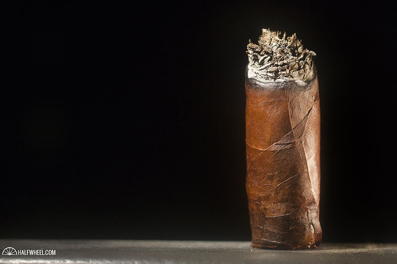 Robaina Family Gran Piramides 4.jpg Robaina 家族大金字塔 4