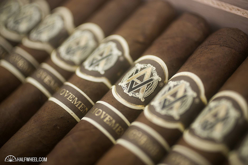 AVO 2nd Movement TAA Exclusive Box 4.jpg AVO 2nd Movement TAA Exclusive Box 4