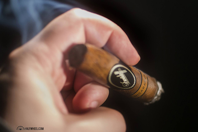 大卫杜夫尼加拉瓜Diadema 3.jpg 大卫杜夫尼加拉瓜Diadema 3