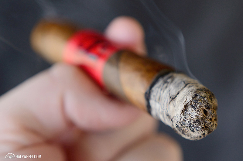 Camacho Double Shock Toro 3.jpg 卡马乔双冲击托罗 3