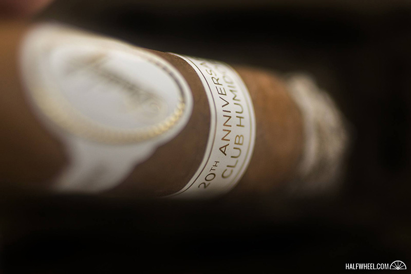 大卫杜夫俱乐部雪茄盒 20 周年 3.jpg 大卫杜夫俱乐部雪茄盒 20 周年 3