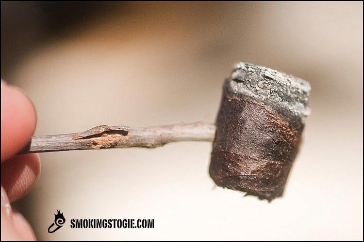 阿图罗·富恩特·海明威短篇小说马杜罗(2011)- ARTURO FUENTE HEMINGWAY SHORT STOR