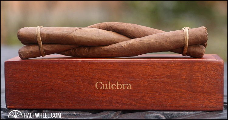 Oliva Serie V Culebra 3.jpg 奥利瓦V系列库莱布拉 - OLIVA SERIE V CULEBRA