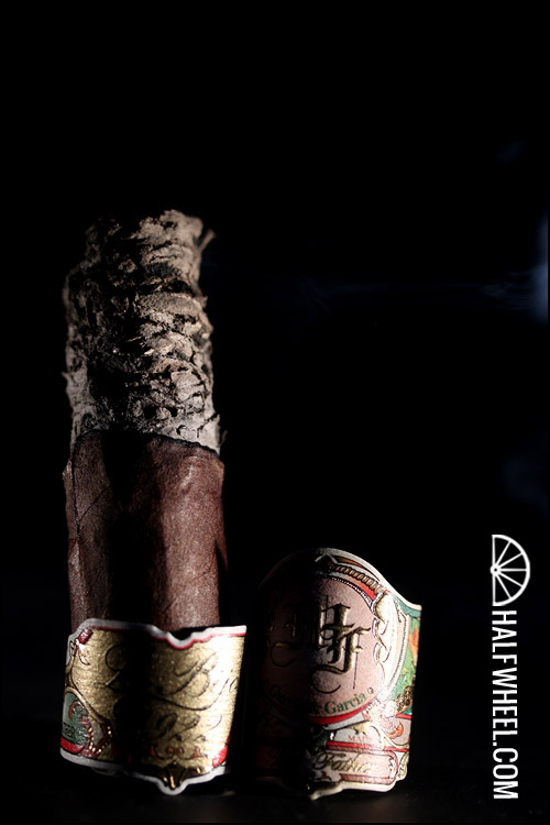 我父亲 Le Bijou 1922 Federal Cigar 91st Cervantes Maduro 4.jpg 我父亲 Le Bijou 1922 联邦雪茄 91st Cervantes Maduro 4