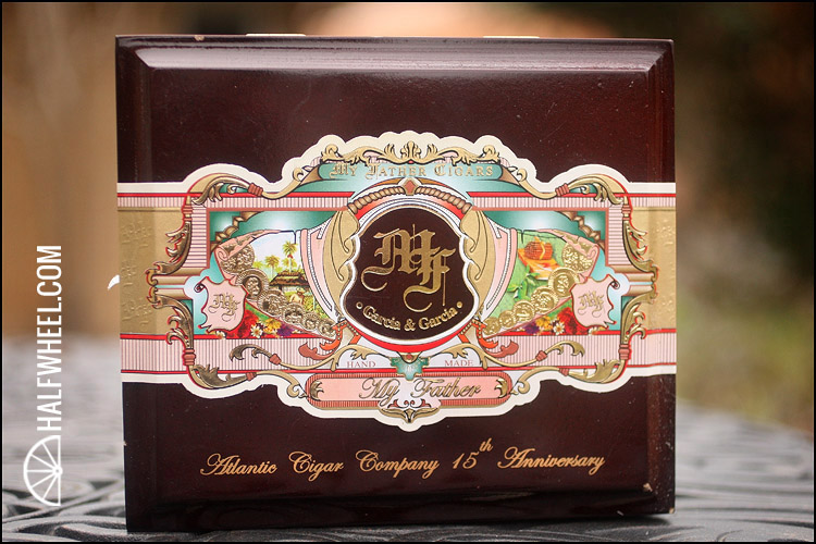 我的父亲大西洋 15 周年盒压 Roubsto 1.jpg 我的父亲大西洋 15 周年罗布图 -MY FATHER ATLANTIC 15TH ANNIVERSARY ROBUSTO