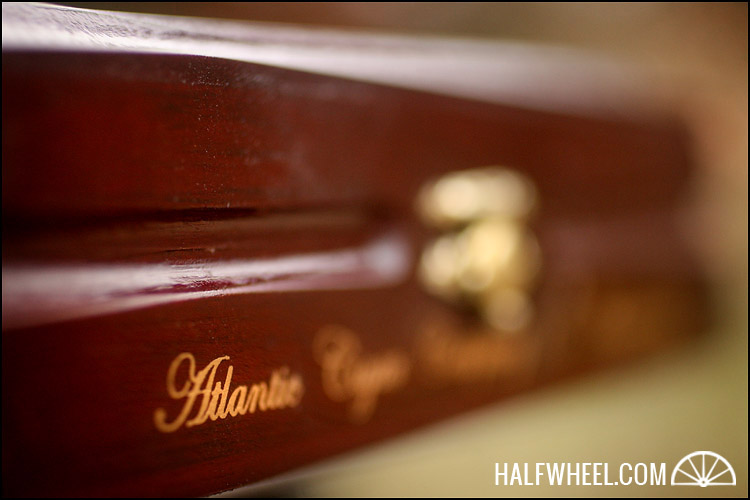 我的父亲大西洋 15 周年 Robusto Box 1.jpg 我的父亲大西洋 15 周年罗布图 -MY FATHER ATLANTIC 15TH ANNIVERSARY ROBUSTO