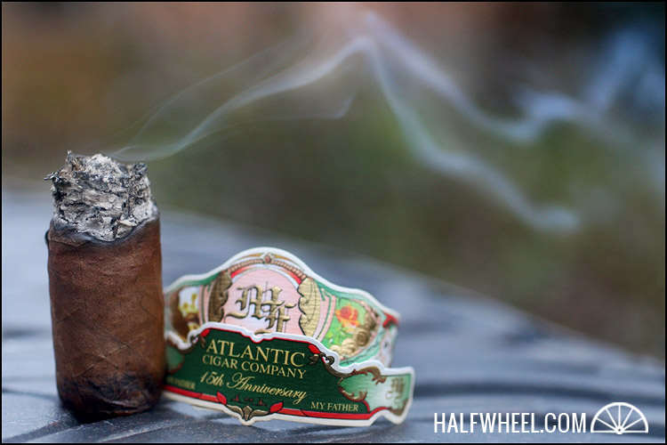 我的父亲大西洋 15 周年罗布图 4.jpg 我的父亲大西洋 15 周年 Robusto 4