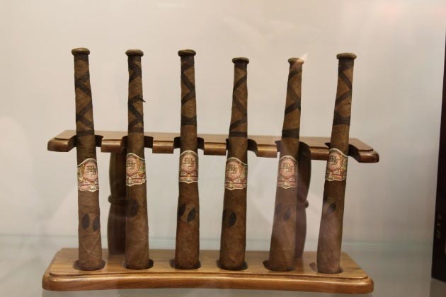 IPCPR 2010 4.png 我的父亲棒球棒 MY FATHER BASEBALL BAT