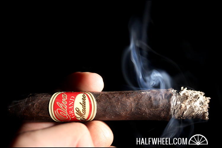 奥利瓦大马杜罗鱼雷 2.jpg 奥利瓦大马杜罗鱼雷 2