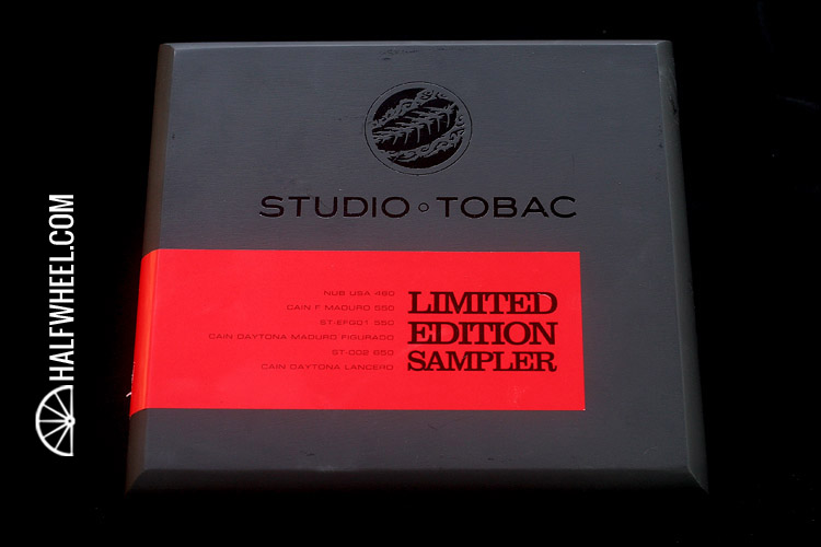 STUDIO TOBAC 限量版采样器 2012 1.jpg STUDIO TOBAC 限量版采样器 2012 1