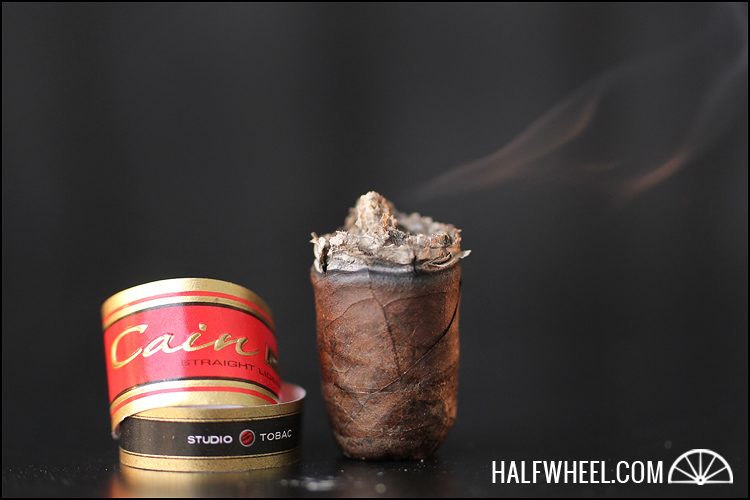 STUDIO TOBACO Cain F Maduro 4.jpg STUDIO TOBACO 该隐 F 马杜罗 4