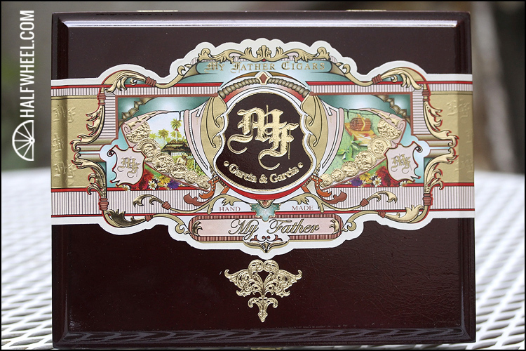 我的父亲 Corona Box 1.jpg 我的父亲 皇冠- MY FATHER CORONA