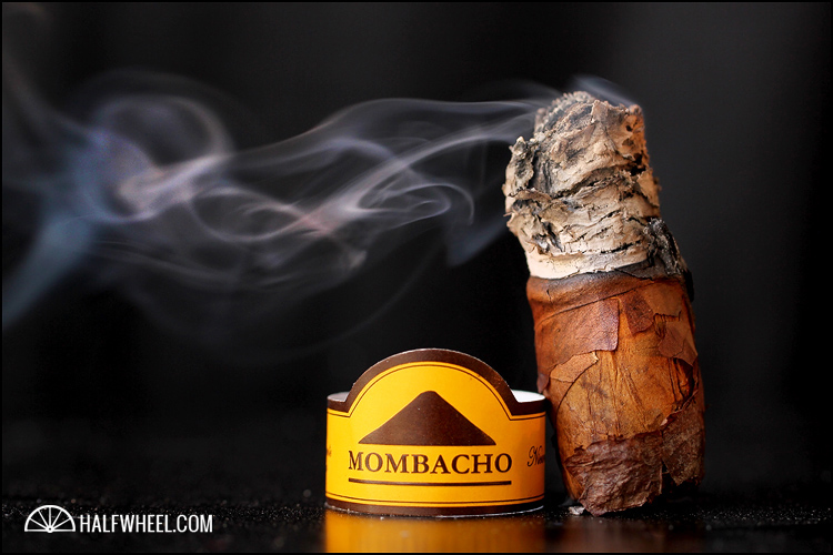 蒙巴乔 Clasico Robusto 4.jpg 蒙巴乔 Clasico Robusto 4