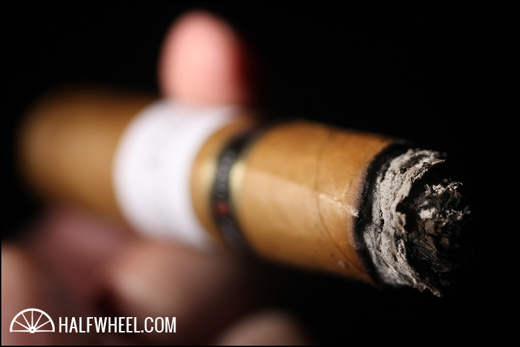 STUDIO TOBAC 原型康涅狄格 ST-EFG01 2.jpg STUDIO TOBAC 原型康涅狄格 ST EFG01 2