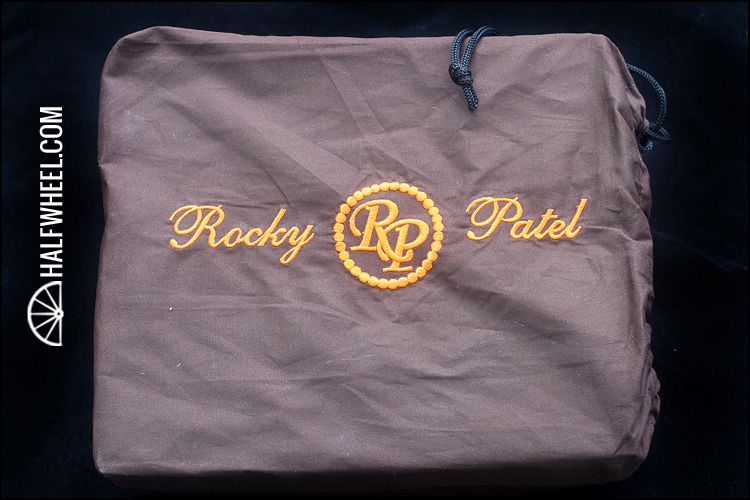 Rocky Patel 五十枚鱼雷箱 1.jpg 洛基帕特尔 五十 鱼雷 - ROCKY PATEL FIFTY TORPEDO