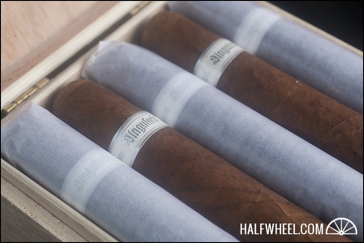 Illusione Singulare 2011 2012 Box 3.jpg Illusione Singulare 2011 2012 Box 3