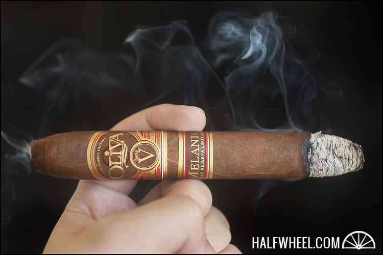 Oliva Serie V Melanio Figurado 2.jpg 奥利瓦V系列米拉尼奥 OLIVA SERIE V MELANIO FIGURADO