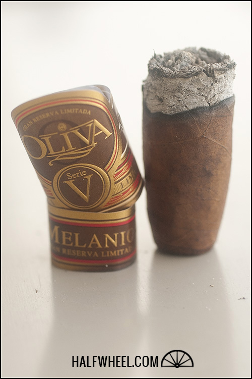 Oliva Serie V Melanio Figurado 4.jpg 奥利瓦V系列米拉尼奥 OLIVA SERIE V MELANIO FIGURADO