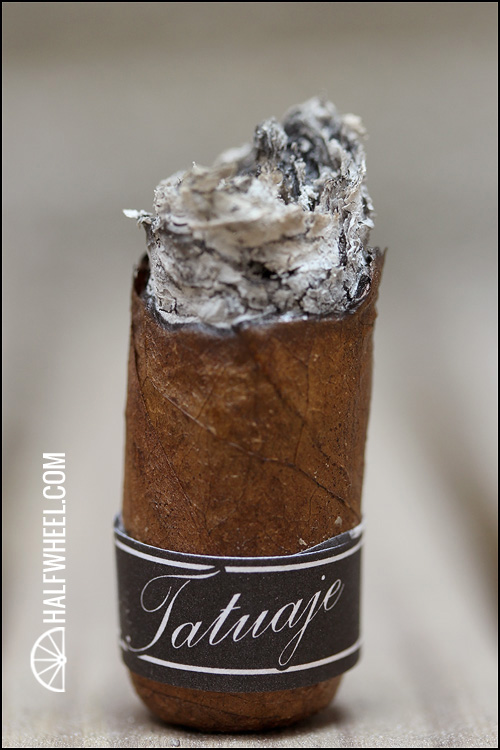 Tatuaje 黑标 Lancero 4.jpg 塔图阿赫黑标 长矛 - TATUAJE BLACK LABEL LANCERO