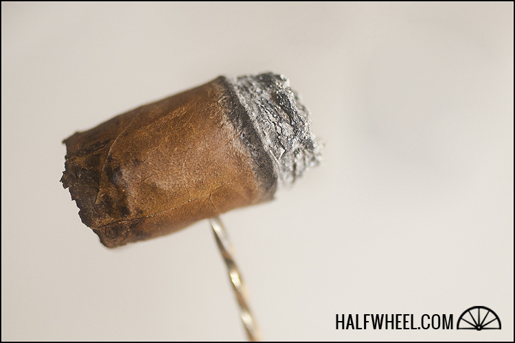 Oliva Atlantic Cigar 15th Aniversario Diadema 4.jpg Oliva 大西洋雪茄 15 周年纪念 Diadema 4