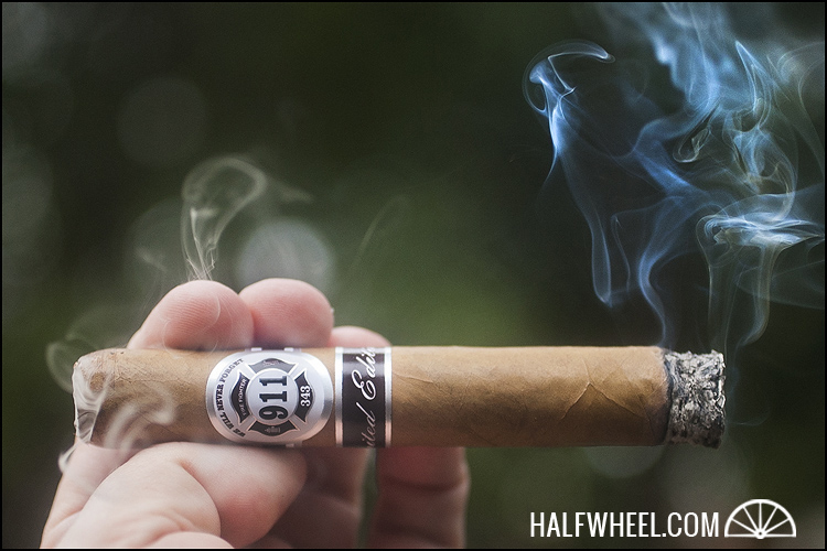 我父亲纪念 911 混合 343 消防员限量版 2012 康涅狄格 2.jpg 我父亲纪念版 911 Blend 343 消防员限量版 2012 Connecticut 2