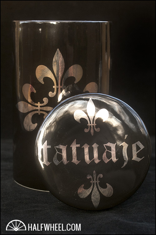 Tatuaje Black Label Corona Gorda 罐装 1.jpg 塔图阿赫黑标大皇冠 - TATUAJE BLACK LABEL CORONA GORDA