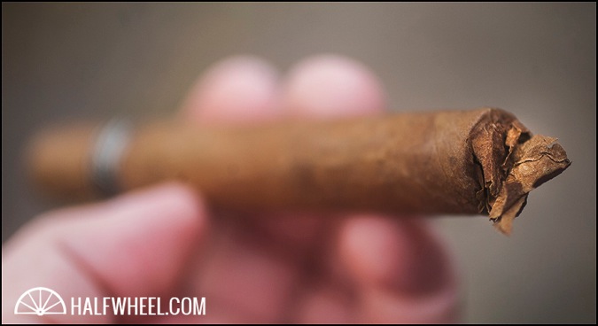 Tatuaje 黑标 Corona Gorda Foot.jpg 塔图阿赫黑标大皇冠 - TATUAJE BLACK LABEL CORONA GORDA