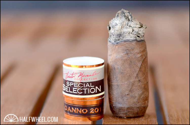 Nestor Miranda Special Selection Danno 2012 4.jpg NESTOR MIRANDA SPECIAL SELECTION DANNO 2012 雪茄