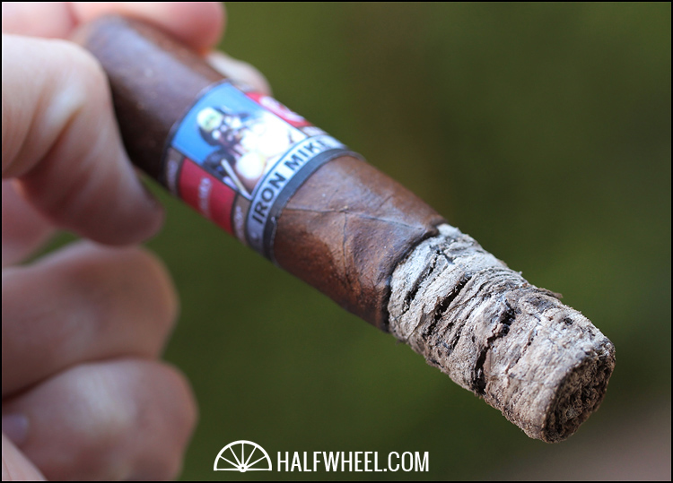 奥尔特加 The Wild Bunch Iron Mike I-Beam 3.jpg 奥尔特加 ORTEGA THE WILD BUNCH IRON MIKE I-BEAM 雪茄