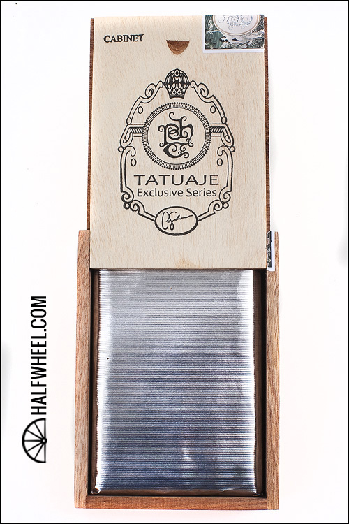 Tatuaje Mission 烟斗店 CQ1 Belicoso Box 3.jpg 塔图阿赫 TATUAJE MISSION PIPE SHOP CQ1 BELICOSO 雪茄