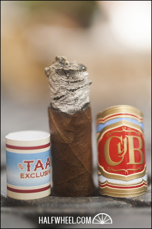 Joya de Nicaragua CyB Lancero Fino 4.jpg 尼加拉瓜珍宝 JOYA DE NICARAGUA CYB LANCERO FINO 雪茄