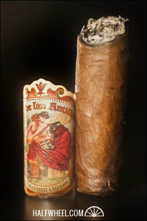Flor de las Antillas Lancero 4.jpg FLOR DE LAS ANTILLAS LANCERO 雪茄