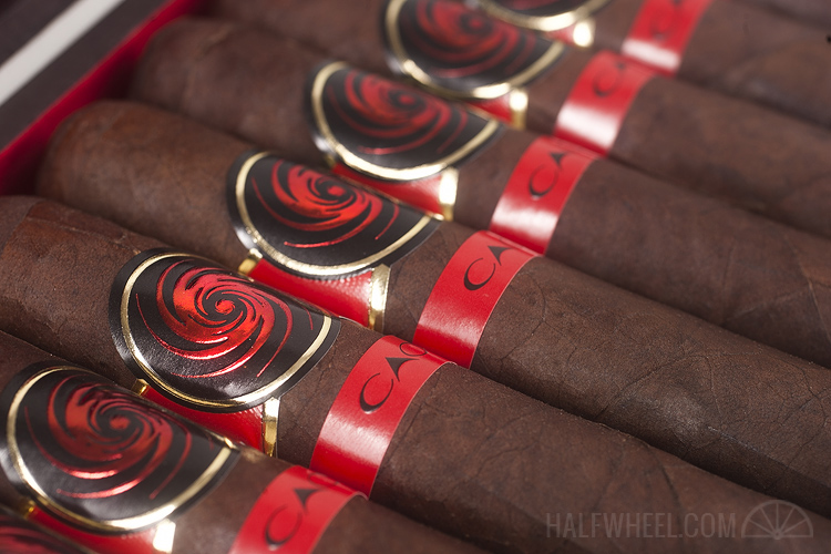 CAO飓风箱3.jpg 曹飓风 CAO HURRICANE 雪茄