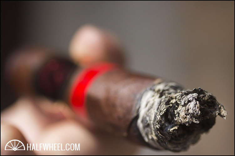 曹飓风3.jpg 曹飓风 CAO HURRICANE 雪茄