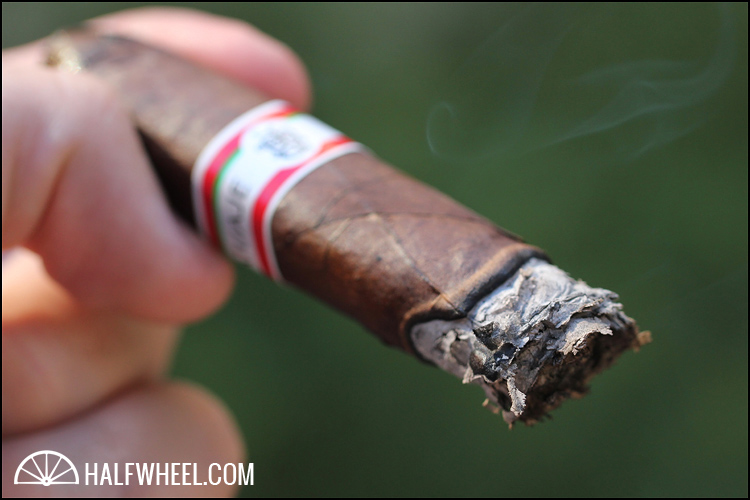 Tatuaje Avion 13 Limited 3.jpg 塔图阿赫 TATUAJE AVION LIMITED 雪茄