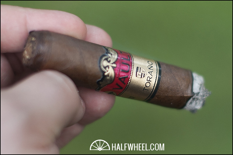 Toraño Vault D-042 罗布图 3.jpg TORAÑO VAULT D-042 ROBUSTO 雪茄