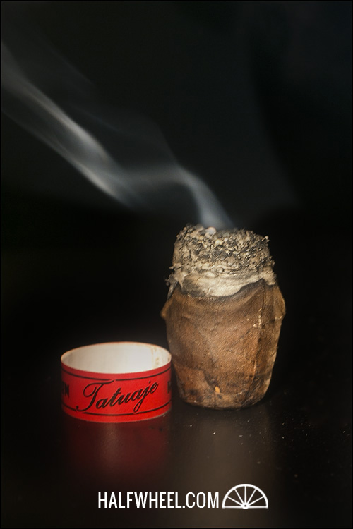Tatuaje JV13 4.jpg 塔图阿赫 TATUAJE THE JV13 雪茄