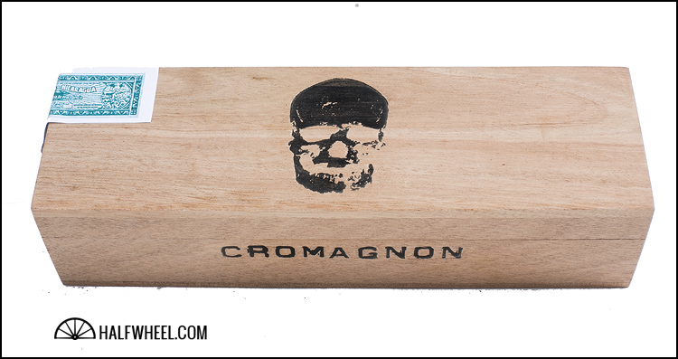 CroMagnon 股骨盒 1.jpg CROMAGNON FEMUR 雪茄