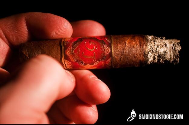 Litto Gomez Diez Chisel Puro Oscuro 4.png Litto Gomez Diez Chisel Puro Oscuro 4.png